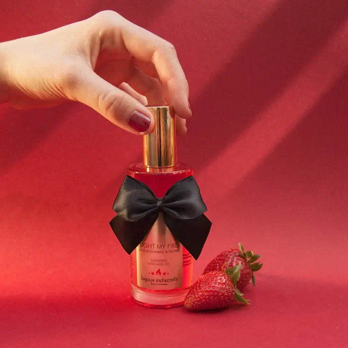 BIJOUX INDISCRETS - ACEITE MASAJE EFECTO CALOR BESABLE 2 BIJOUX INDISCRETS - ACEITE MASAJE EFECTO CALOR BESABLE - Imagen 2