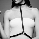 BIJOUX  INDISCRETS MAZE - ARNÉS MARRON - Imagen 2